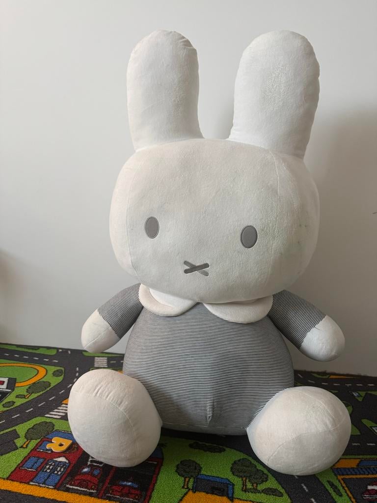 Grote Nijntje knuffel 1 meter - Ideaal voor babykamer, Ophalen, Gebruikt, Konijn, Nijntje