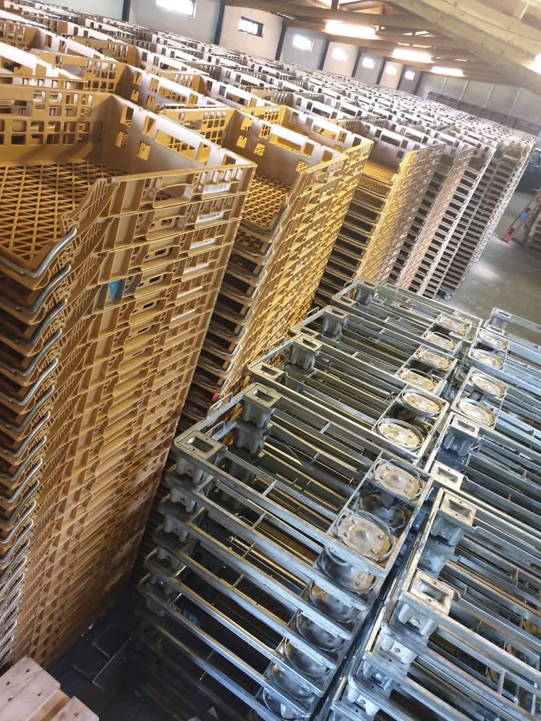 Broodkratten en dolly's ‼️, Doe-het-zelf en Verbouw, Kratten en Dozen, Gebruikt, 40 tot 60 cm, 50 tot 75 cm, Minder dan 35 cm