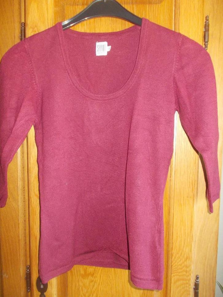 Prachtig donkerrode truitje/top van Saint Tropez, maat M., Kleding | Dames, Tops, Zo goed als nieuw, Maat 38/40 (M), Overige kleuren