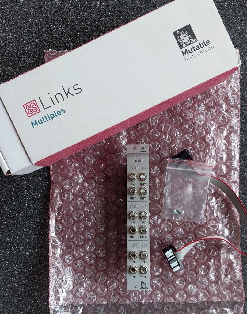 Mutable Instruments Links, Muziek en Instrumenten, Synthesizers, Ophalen of Verzenden, Zo goed als nieuw, Overige aantallen, Overige merken