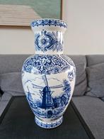 Delftsblauwe vaas met molen, Antiek en Kunst, Antiek | Keramiek en Aardewerk, Ophalen of Verzenden