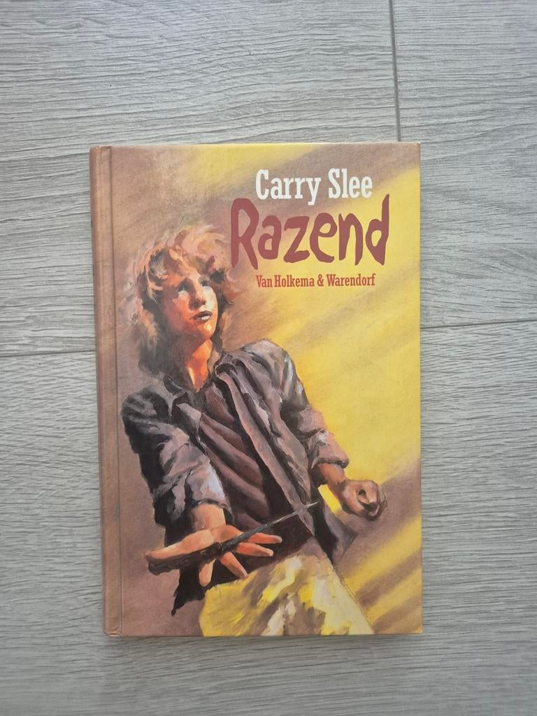 Razend - Carry Slee (Boek), Ophalen of Verzenden, Gelezen, Carry Slee, Fictie