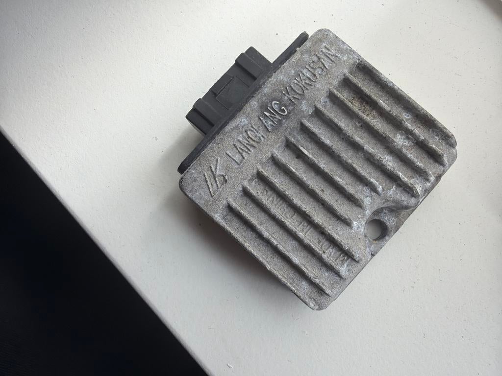 Spanningsregelaar, Motoren, Ophalen of Verzenden, Gebruikt