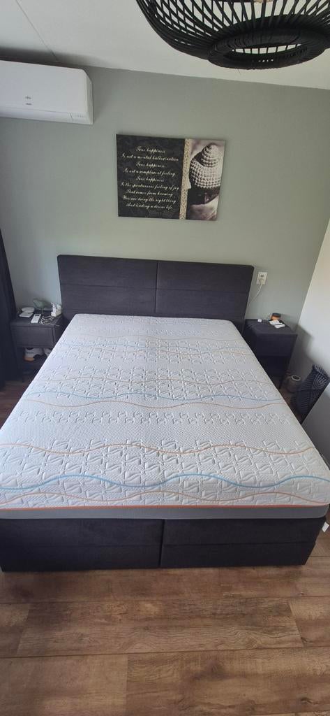 M line matrassen motion 6 + 7 incl duocover, Huis en Inrichting, Ophalen, Wit, Tweepersoons, Zo goed als nieuw