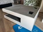 Design salontafel mat wit met glazen blad (merk Karat), Ophalen