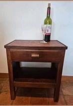 Houten kastje met lade en open vak, bijzettafeltje, Antiek en Kunst, Antiek | Meubels | Kasten, Ophalen