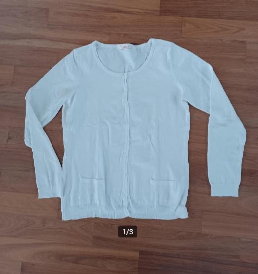 Wit Vest met ronde hals. Merk: Camaïeu. Maat: M., Kleding | Dames, Truien en Vesten, Maat 38/40 (M), Camaïeu, Wit, Ophalen of Verzenden