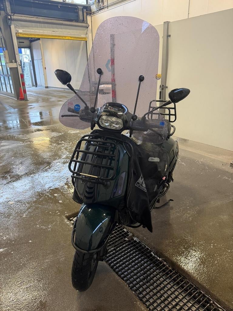 Vespa Sprint Racing Sixties 50cc 4T Euro5 2022, Ophalen of Verzenden