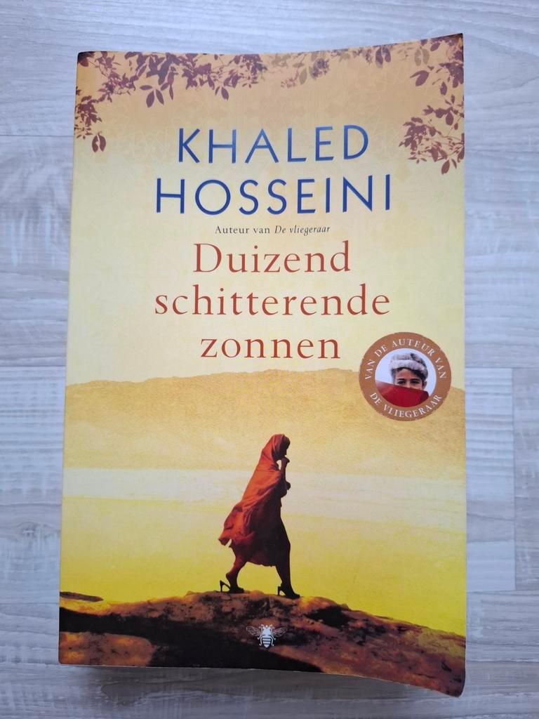 DUIZEND SCHITTERENDE ZONNEN - KHALED HOSSEINI, Boeken, Romans, Ophalen of Verzenden, Gelezen, Khaled Hosseini, Wereld overig