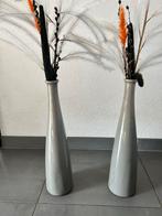 2 design vazen taupe 60 cm hoog (met/zonder takken), Overige kleuren, 50 tot 75 cm, Aardewerk of Porselein, Nieuw