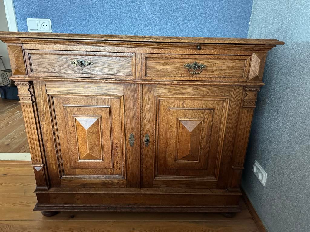 Oude houten comodekast, Antiek en Kunst, Antiek | Meubels | Kasten, Ophalen