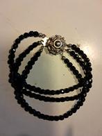 armband-gitte,met mooie sluiting,diam 7/8 cm, Ophalen of Verzenden, Zilver, Overige materialen