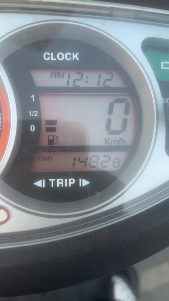 Diamond white Kymco VP50 snorfiets, Fietsen en Brommers, Snorfietsen en Snorscooters, Ophalen, Kymco, Nieuw, Benzine