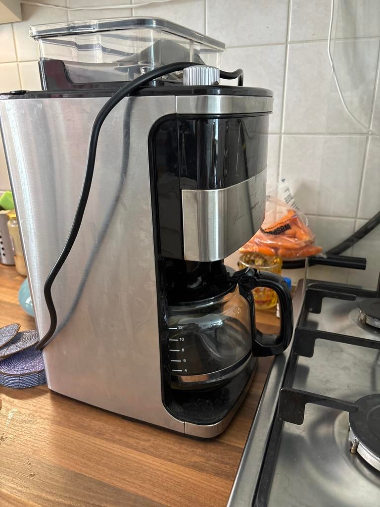 Koffiezetapparaat met maalfunctie - Vers gezette koffie!, Witgoed en Apparatuur, Gebruikt, 10 kopjes of meer, Koffiemachine, Koffiebonen