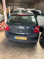 Volkswagen Polo 1.4 55KW 2004 Zwart, Voorwielaandrijving, Stof, 4 cilinders, Zwart