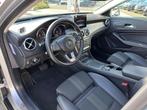 Mercedes-Benz GLA-klasse 180 Business Solution AMG|Panoramad, Gebruikt, 4 cilinders, 715 kg, Leder en Stof