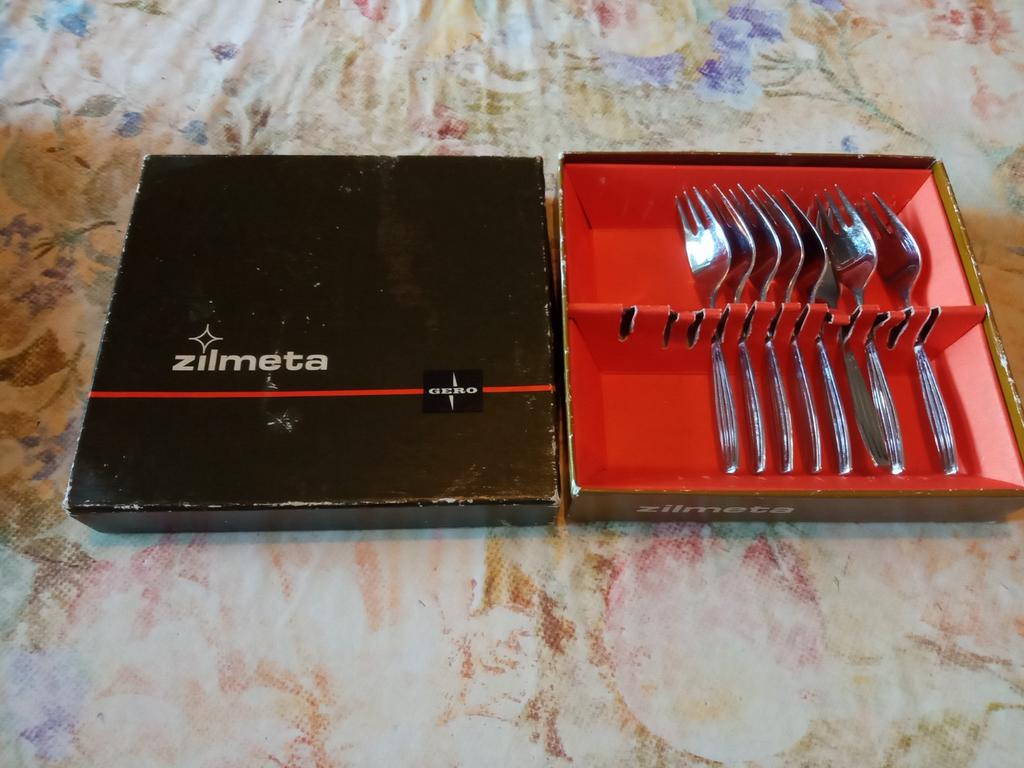 Zilmeta Gero 8 gebakvorkjes, Antiek en Kunst, Antiek | Bestek, Ophalen of Verzenden