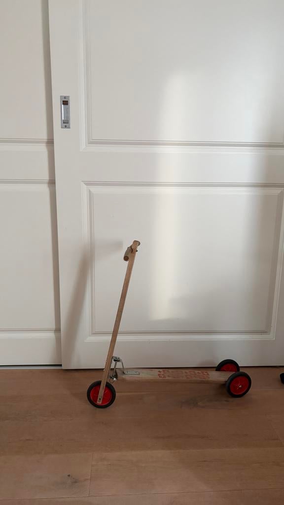 Antieke houten step voor peuter/kleuter, Ophalen of Verzenden, Gebruikt, Gewone step