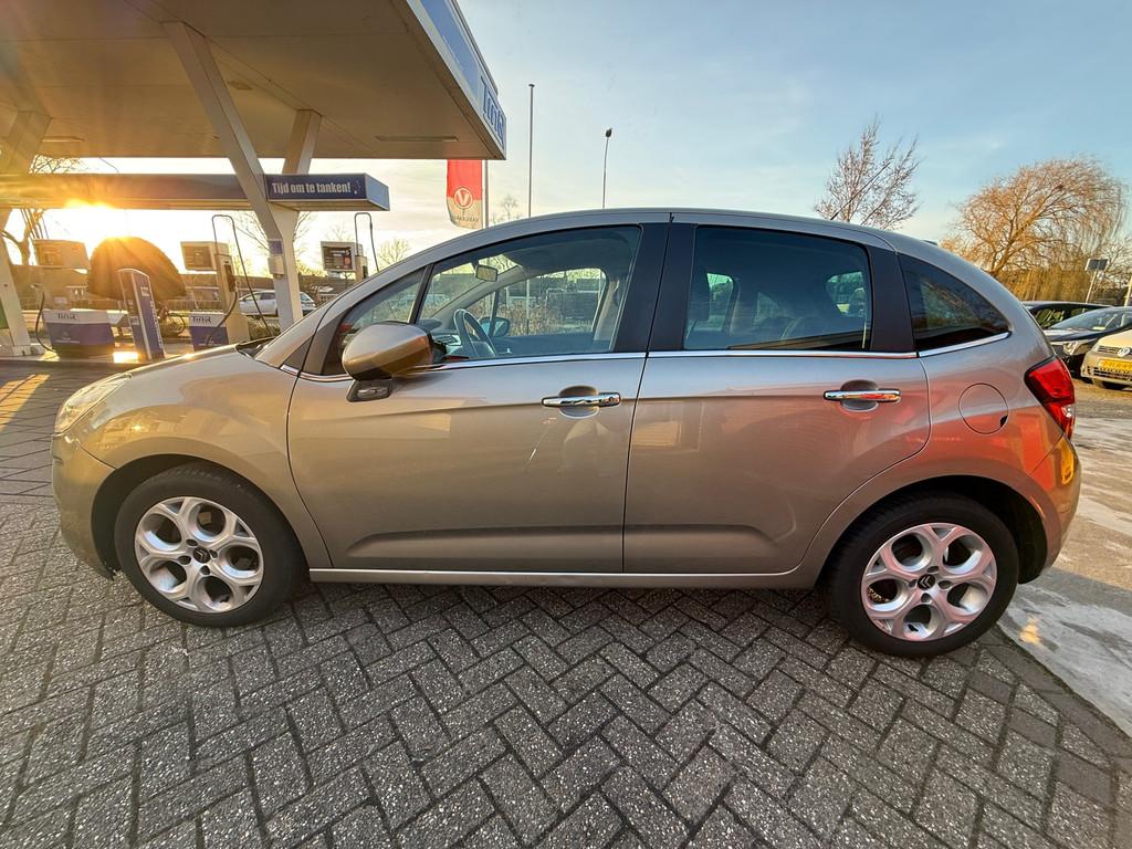 Citroen C3 1.4 VTi Selection / Airco / Parkeersensoren / Cru, Auto's, Voorwielaandrijving, Euro 5, Stof, Zwart