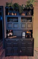 Mooie mat zwarte vintage buffetkast, Huis en Inrichting, Kasten | Buffetkasten, Ophalen of Verzenden, Zo goed als nieuw