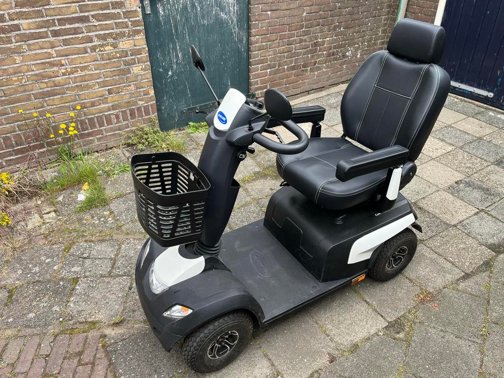 InvacareComet Pro 4-Wiel Scootmobiel, Ophalen, 46 km of meer, 11 t/m 15 km/u, Invacare