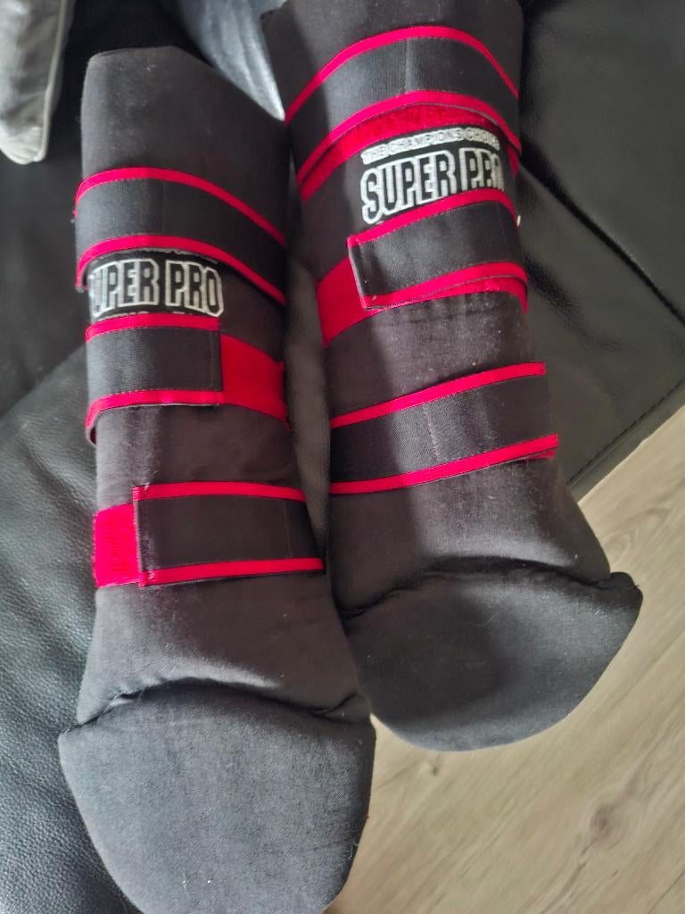 Been beschermers, Gebruikt, Overige, Vechtsportbescherming, Maat L