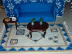 Set voor de zithoek 1:12 / bank-kleed-tafeltje + accessoires, Ophalen of Verzenden, Zo goed als nieuw, Decoratie