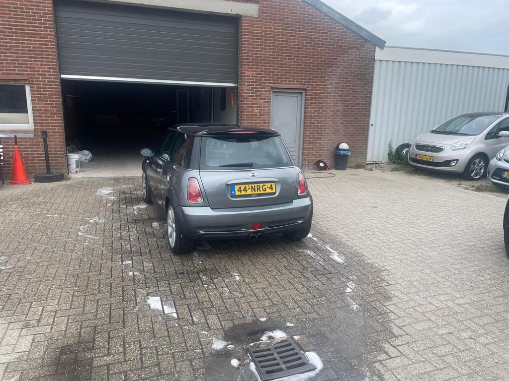 Mini Mini 1.6 Cooper S, Voorwielaandrijving, Stoelverwarming, Gebruikt, Zwart