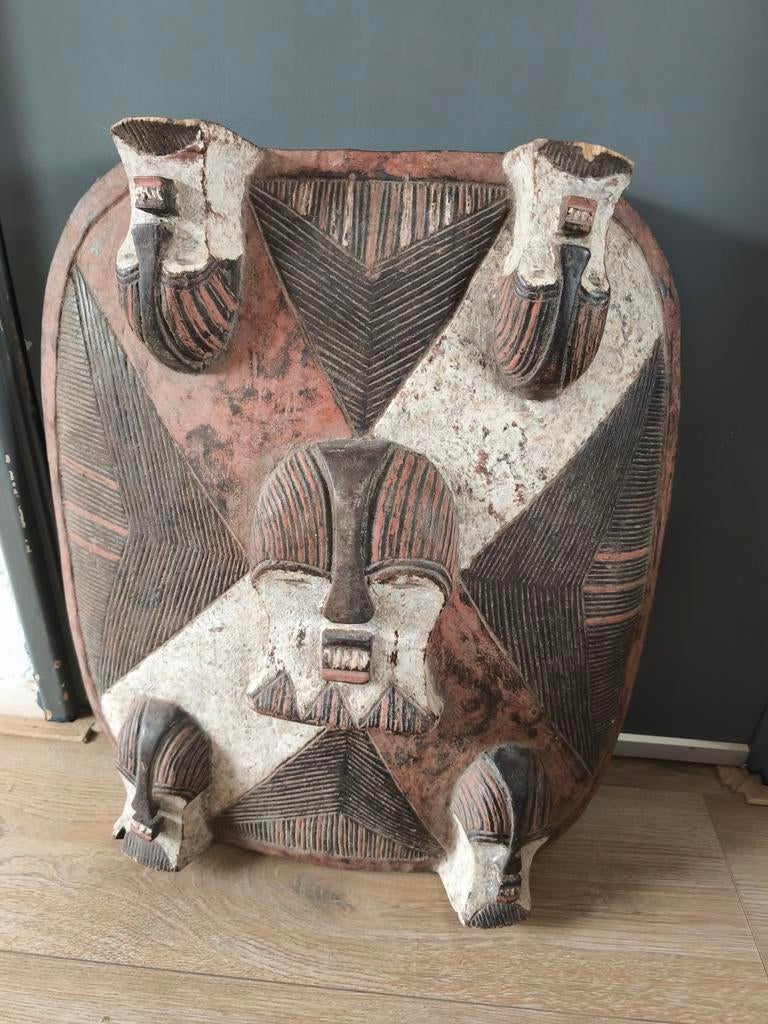 Afrikaans Etnografisch Houten Schild - Wanddecoratie, Ophalen of Verzenden