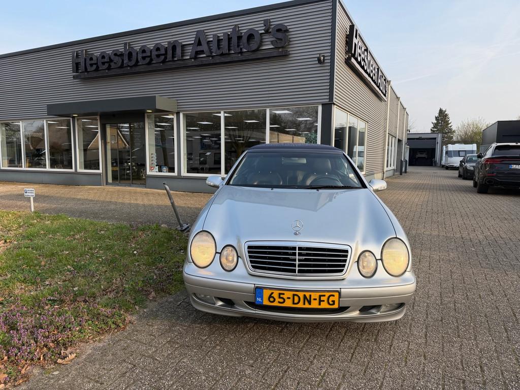 Mercedes-Benz CLK-klasse Cabrio 200 Elegance, Auto's, Mercedes-Benz, 1998 cc, Gebruikt, Zwart, 4 cilinders