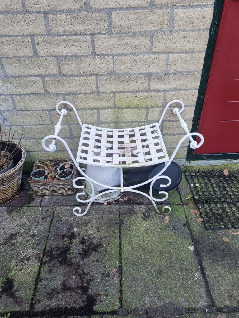 Gietijzeren brocante bankje tafel plantentafel, Ophalen, Metaal