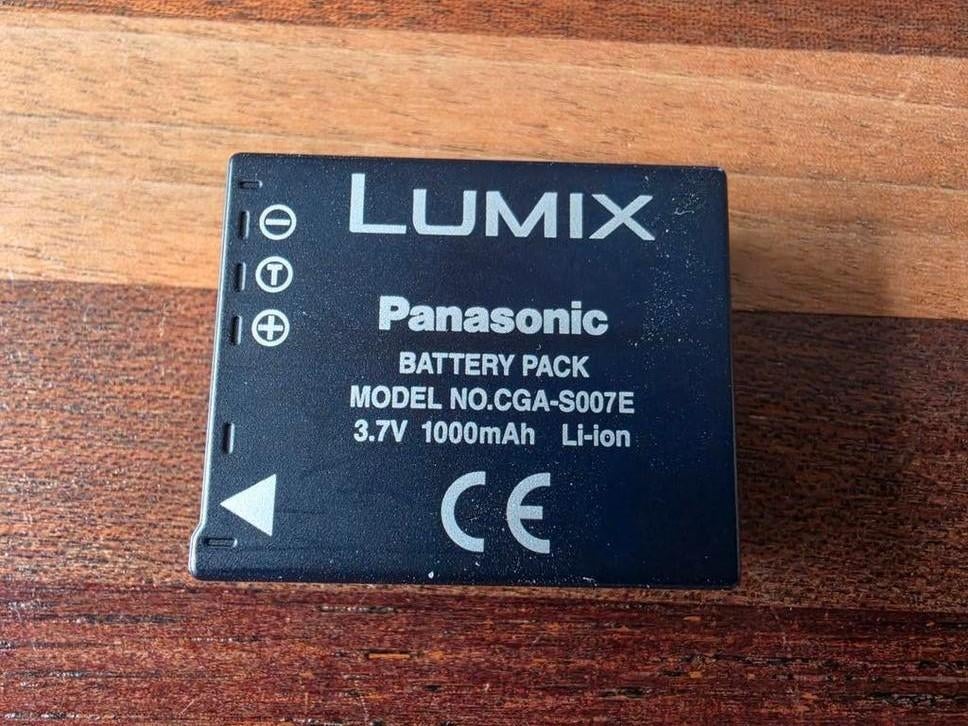 Accu voor panasonic lumix dmc tz5 en tz4, Ophalen, Zo goed als nieuw