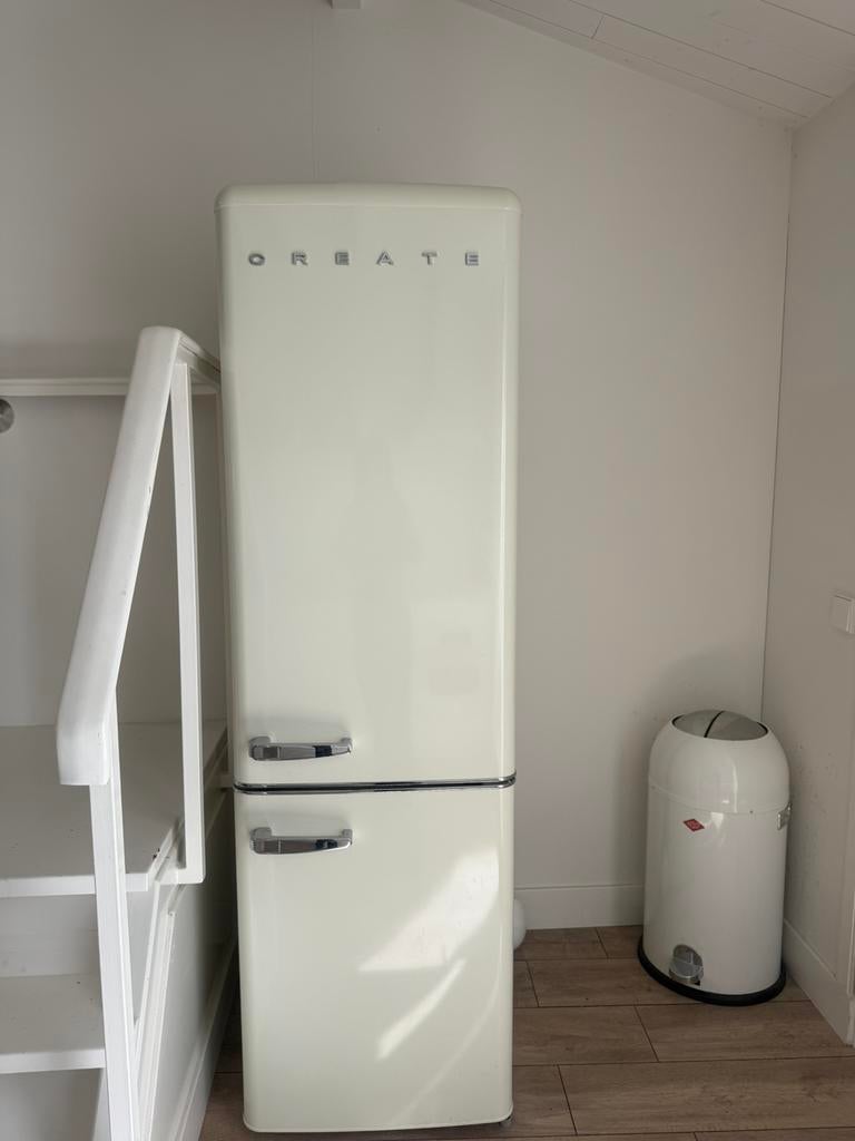 Koelkast create retro creme met vriesvak smeg style, Witgoed en Apparatuur, Ophalen of Verzenden, Zo goed als nieuw, Met vriesvak