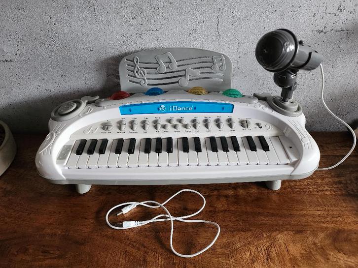 iDance keyboard met microfoon, Kinderen en Baby's, Speelgoed | Educatief en Creatief, Zo goed als nieuw, Elektronica, Ontdekken