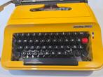 Privileg 350T (Olivetti Lettera 92) typemachine geel, Diversen, Typemachines, Ophalen of Verzenden