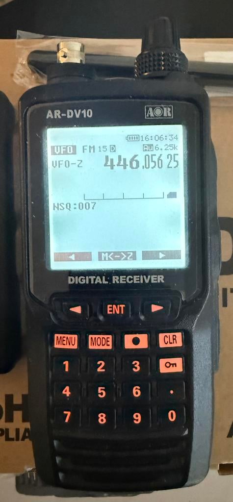 AOR DV-10 Ontvanger (incl Tetra Aciveringscode), Telecommunicatie, Ophalen of Verzenden, Zo goed als nieuw