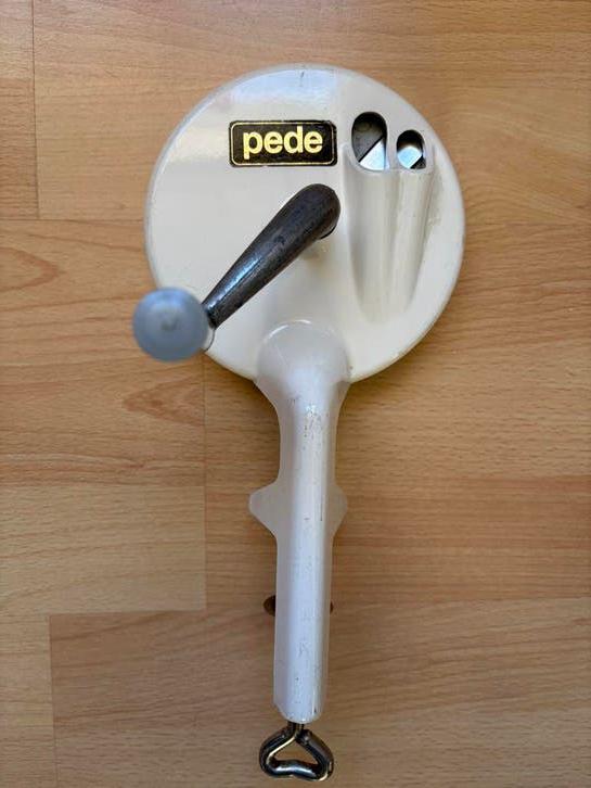 PeDe snijbonenmolen wit, Huis en Inrichting, Keuken | Keukenbenodigdheden, Ophalen of Verzenden, Zo goed als nieuw