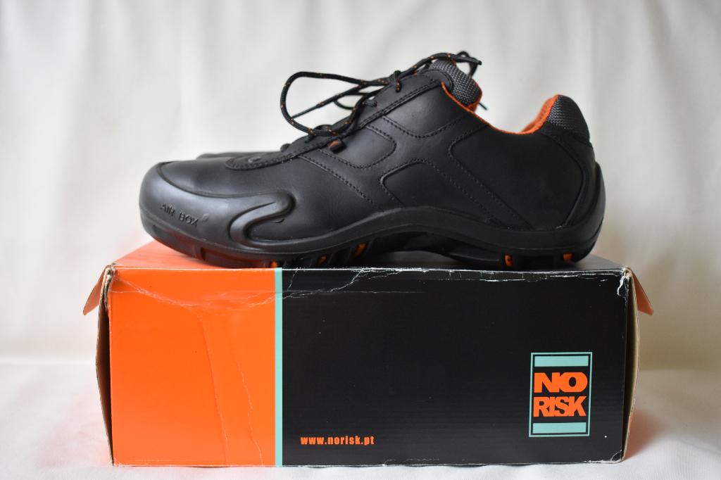 04-26 NO RISK maat 47 veiligheidsschoenen stalen neus NIEUW, Zwart, Nieuw, Ophalen of Verzenden, Werkschoenen