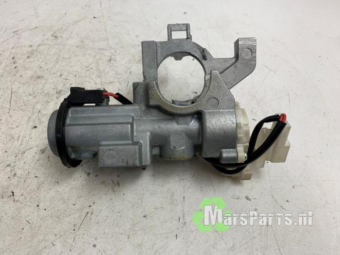 Kontaktslot + Sleutel van een Daihatsu Sirion, Gebruikt, Daihatsu, -, -