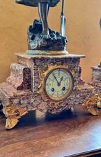 Mooi antiek klokkenstel, pendule set met signatuur., Ophalen