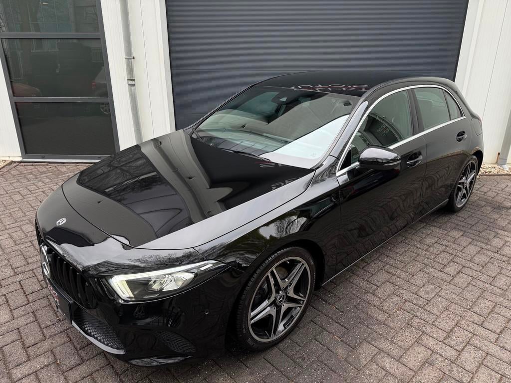 Mercedes-Benz A-KLASSE 200 Premium Automaat 163 Pk Cruise/Cl, Gebruikt, Leder en Stof, Bedrijf, 1600 kg