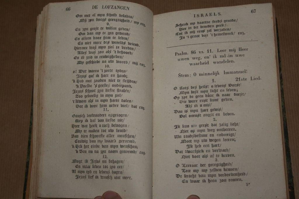 De lofzangen Israëls — Antieke uitgave 1854 — Zeldzaam, Antiek en Kunst, Ophalen of Verzenden