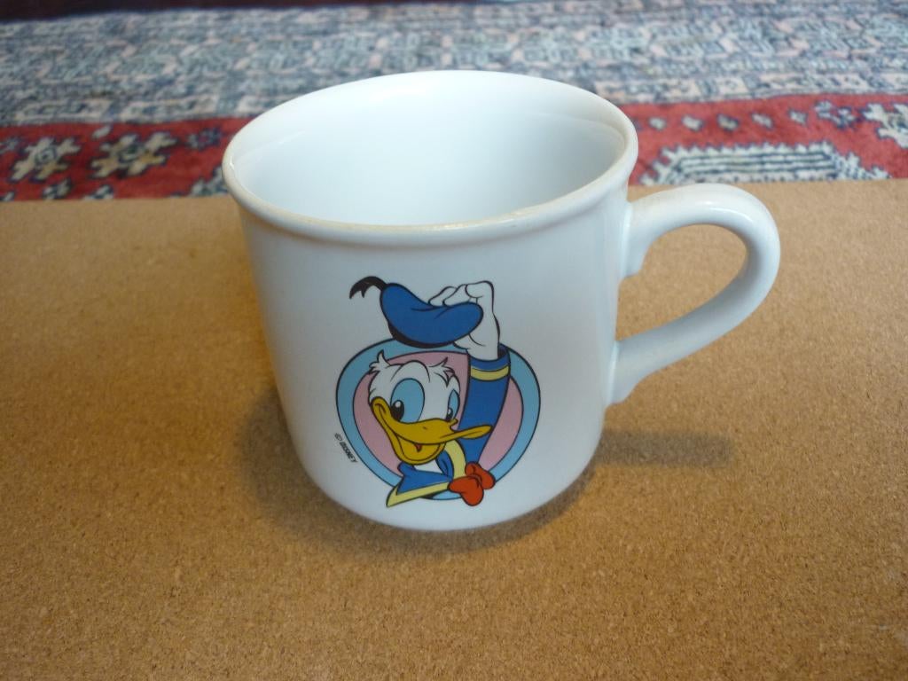 Leuke Disney mok met Donald Duck erop in zeer goede staat, Verzamelen, Disney, Ophalen of Verzenden, Donald Duck, Zo goed als nieuw