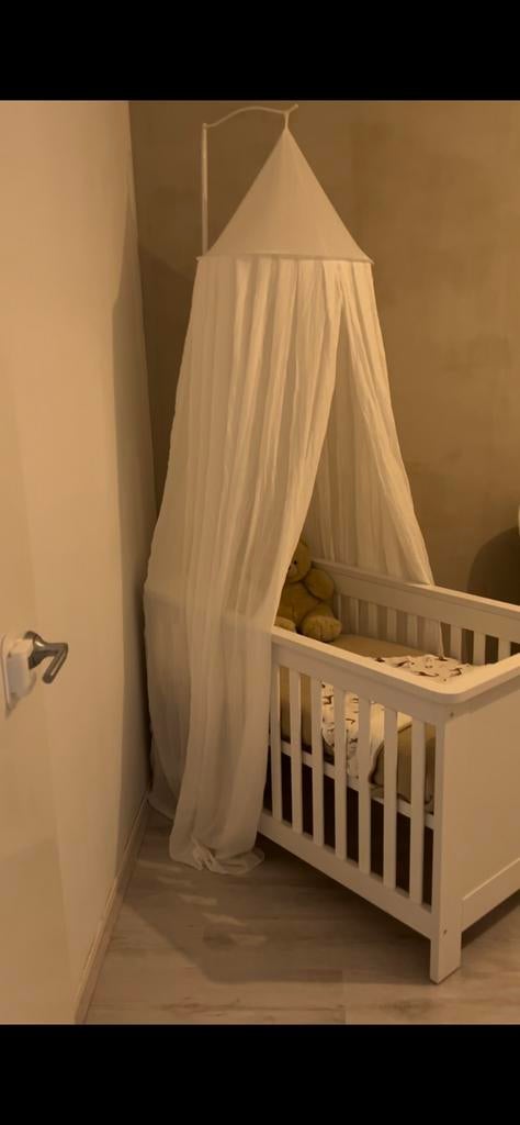 Witte Jolein klamboe met standaart met voet, Ophalen, Zo goed als nieuw, Jongetje of Meisje