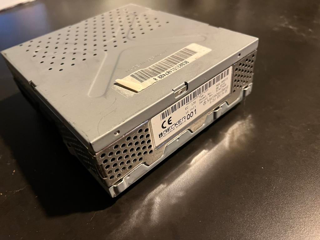 AGW versterker MODULE w211 radio, Ophalen, Zo goed als nieuw