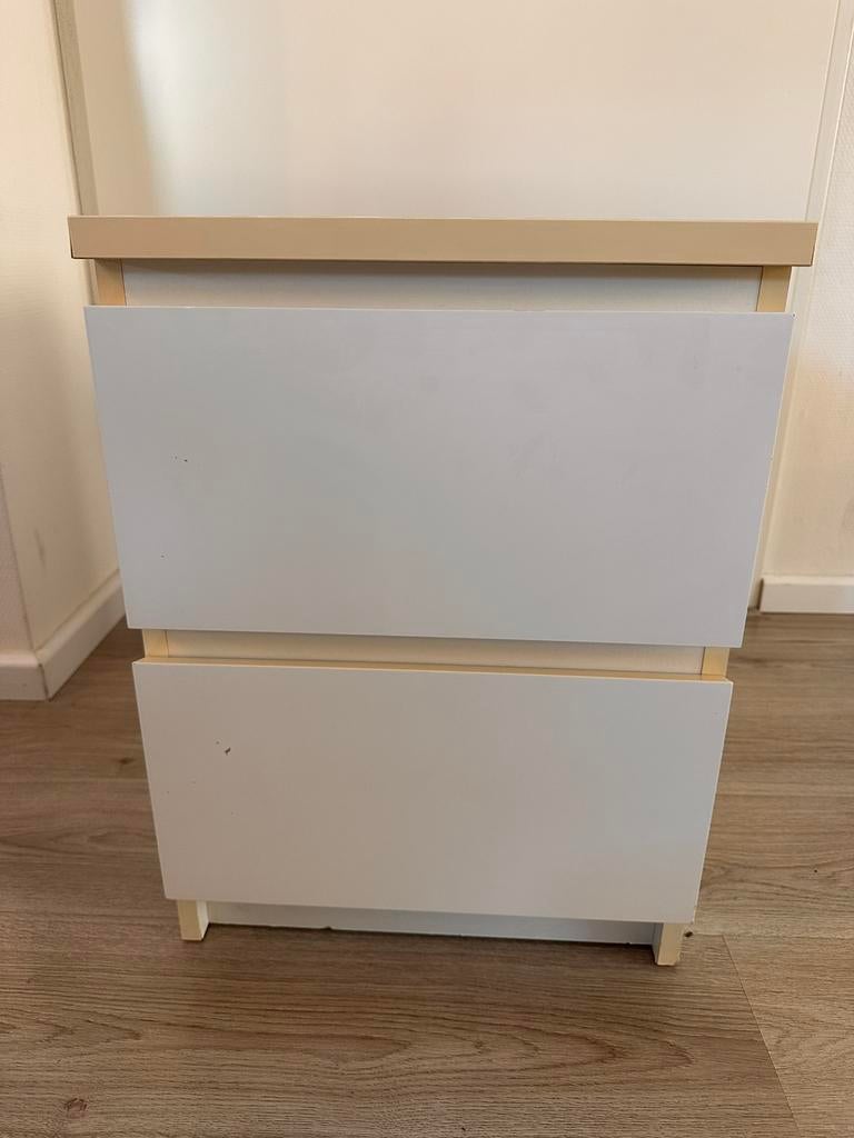 Ikea malm nachtkastje, Ophalen of Verzenden, Zo goed als nieuw