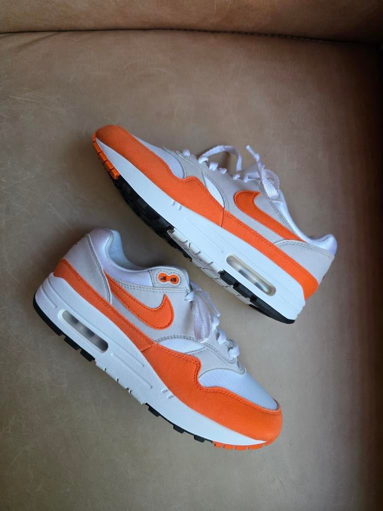 Nike Air Max 1 Safety Orange maat 40,5, Oranje, Ophalen of Verzenden, Nike, Nike