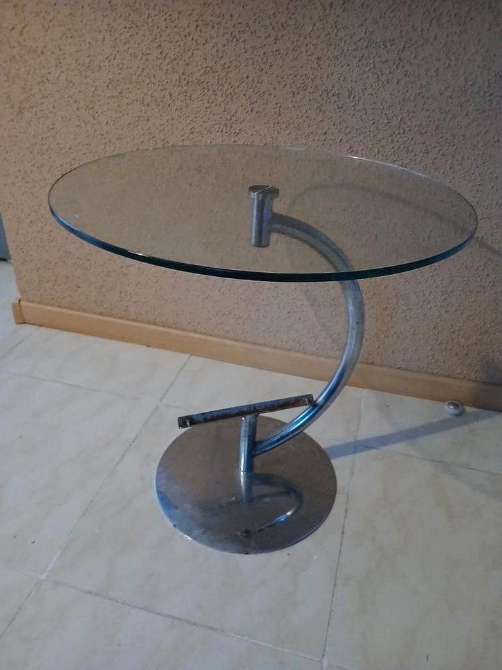 Mooie bijzettafel met glazen blad en stevig metalen frame, Huis en Inrichting, Woonaccessoires | Overige, Ophalen of Verzenden