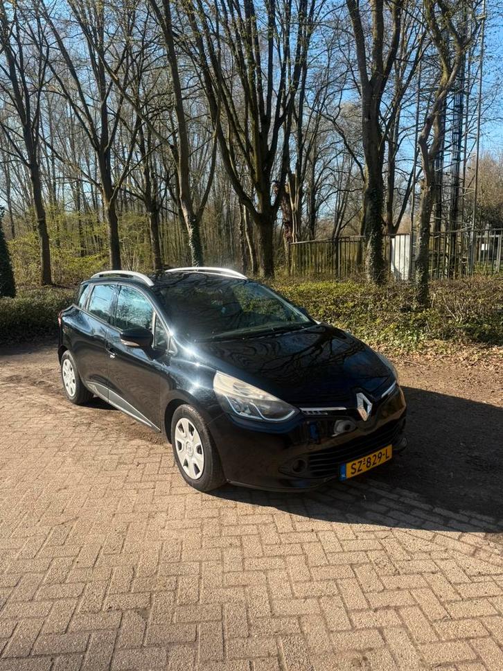 Renault Clio 1.5 DCI 66KW Estate 2016 Zwart, Auto's, Renault, Particulier, Clio, Diesel, C, Stationwagon, Handgeschakeld, Geïmporteerd
