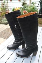 TE KOOP PAAR NIEUWE LEREN DAMES LAARSEN, Zwart, Ophalen of Verzenden, Sneakers of Gympen, Zo goed als nieuw